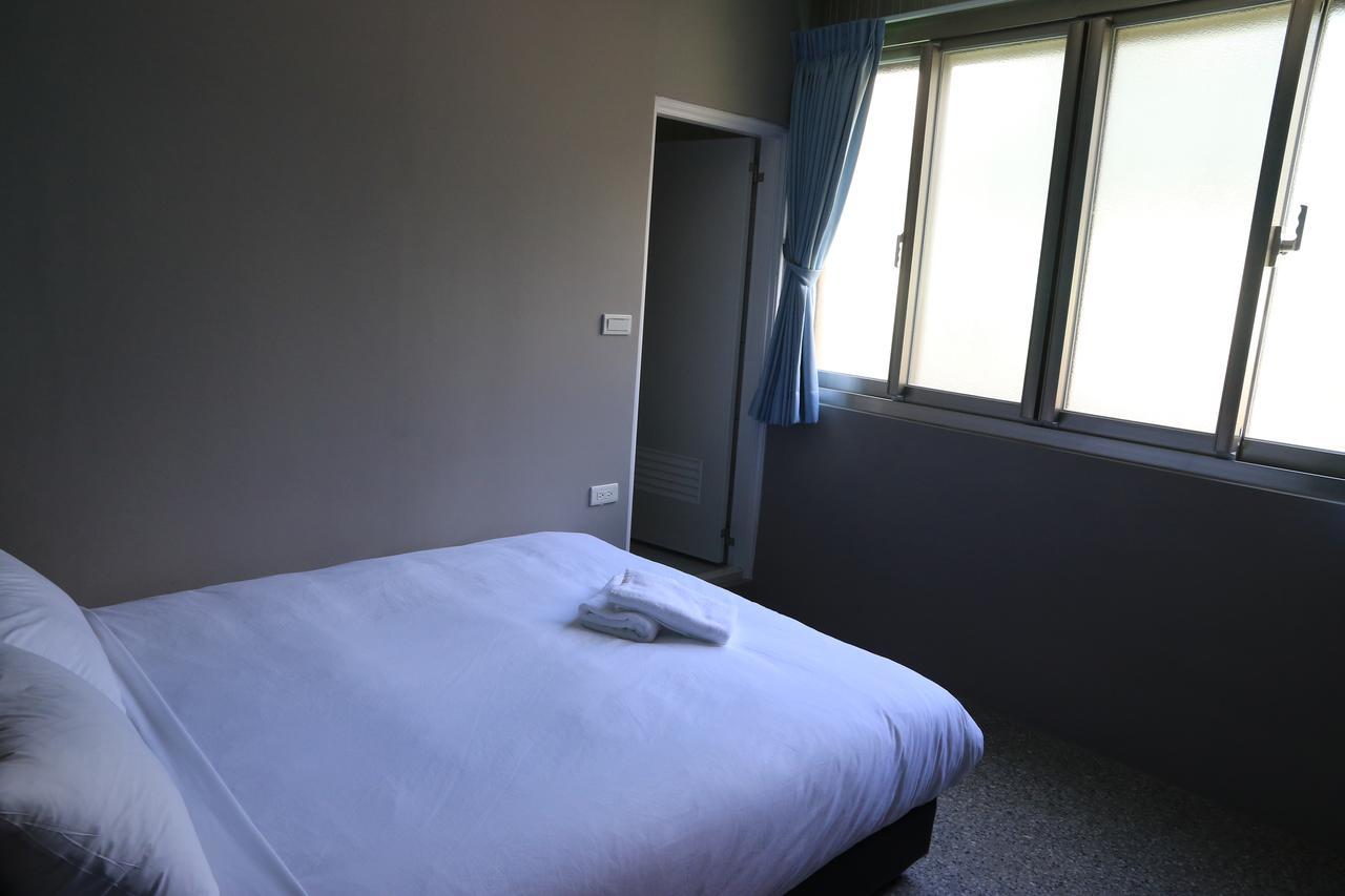 Zhu Feng Hotel Zhunan Экстерьер фото