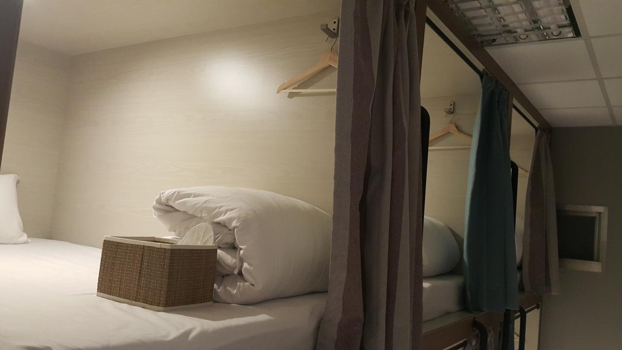 Zhu Feng Hotel Zhunan Экстерьер фото