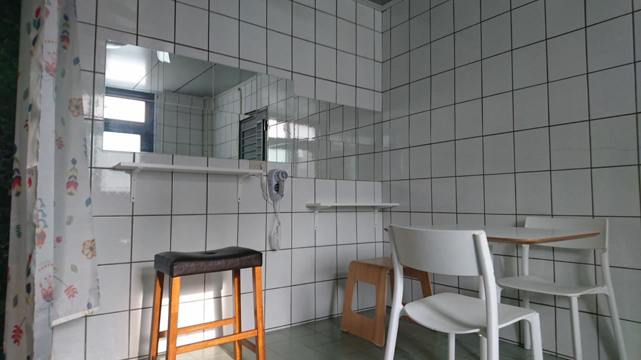 Zhu Feng Hotel Zhunan Экстерьер фото